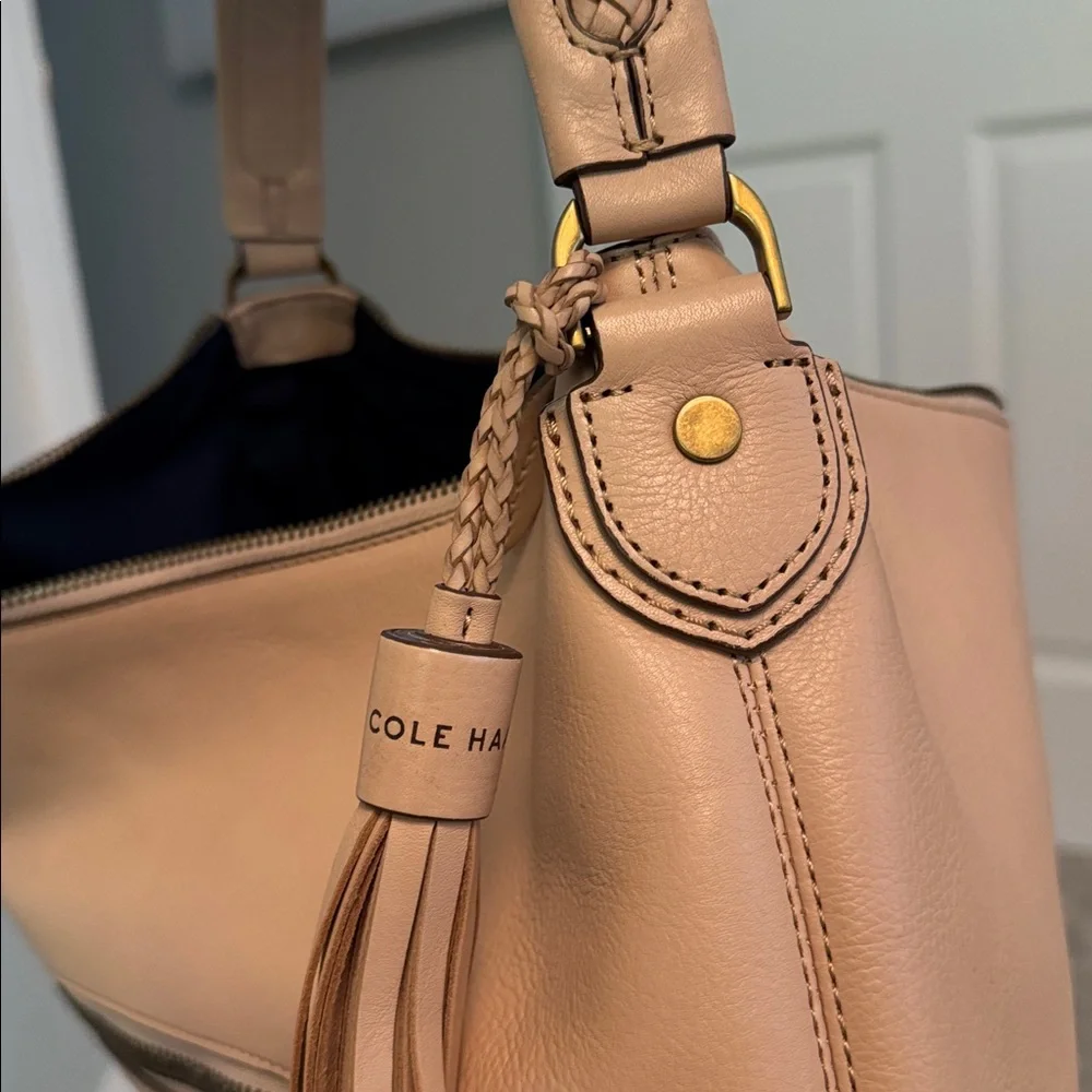 Cole Haan Tan Leather Shoulder Bag NWOT ✨
